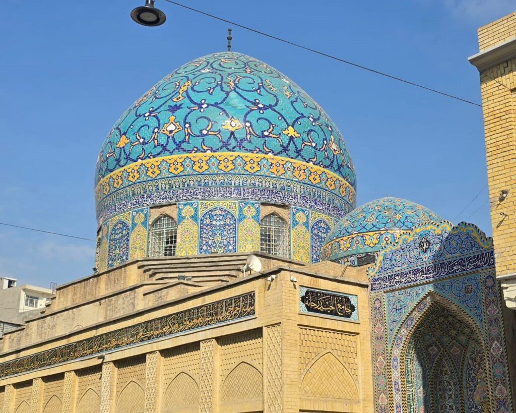 8-Day Iraq Archaeology Tour : A mosque near Al-Mutanabbi Street, one of Baghdad's most vibrant cultural and historic districts.